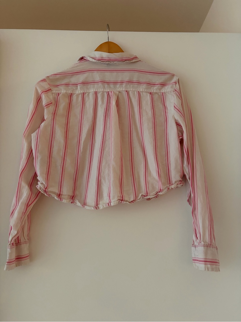 Cropped button down - Picture 2 of 4